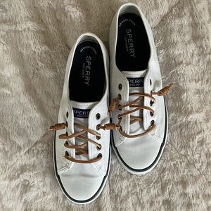 Women’s Sperry Pier View